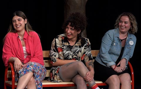 Yalnizim Mesut Bey - Episode 2