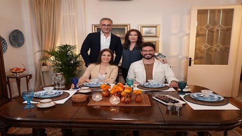 Sedef’e Yemeğe Bekleriz - Episode 1