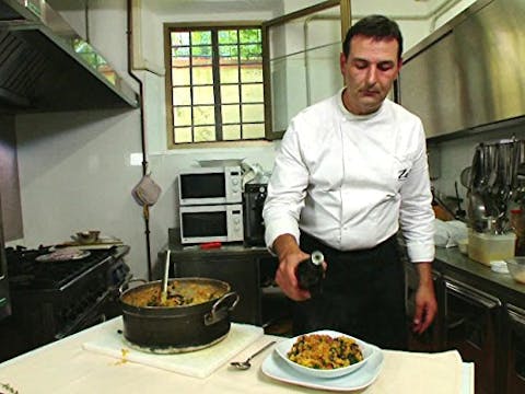 Bizarre Foods: Delicious Destinations - Episode 5
