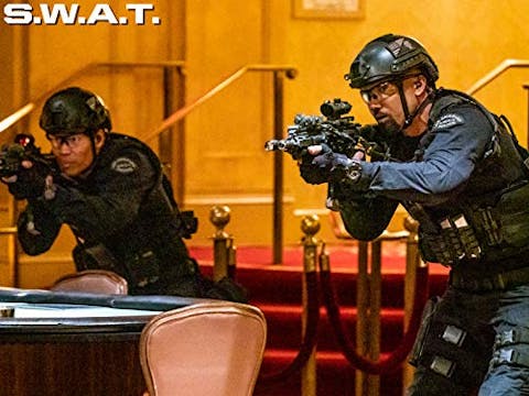 S.W.A.T. - Episode 10