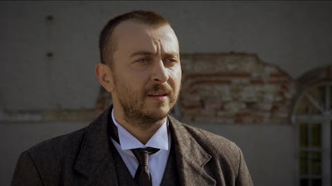 Leyla and Mecnun - Episode 13