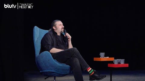 Yalnizim Mesut Bey - Episode 3
