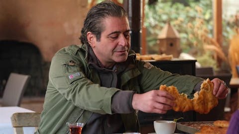 Hazer Amani ile Keşfe Değer - Episode 17
