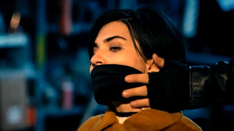 Brave and Beautiful - Episode 10