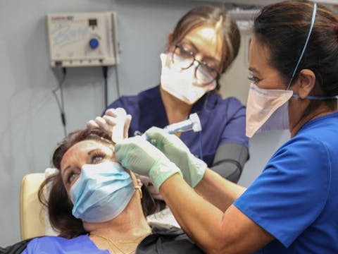 Dr. Pimple Popper - Episode 10