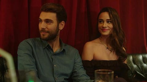 Ögrenci Evi - Episode 8