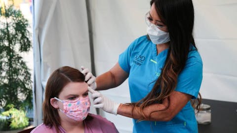 Dr. Pimple Popper - Episode 8