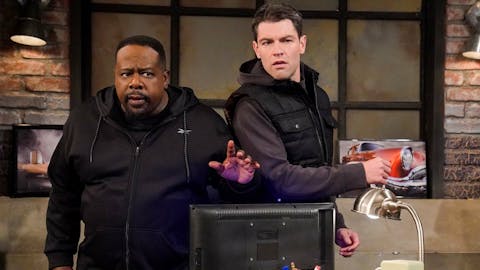 The Neighborhood - Episode 13