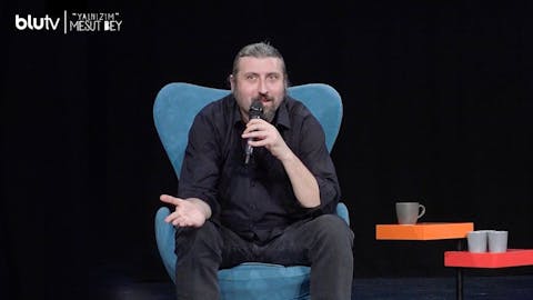 Yalnizim Mesut Bey - Episode 4