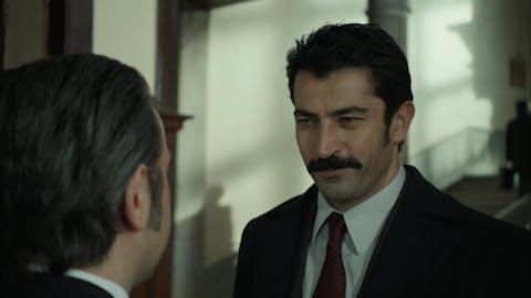 Karadayi - Episode 13