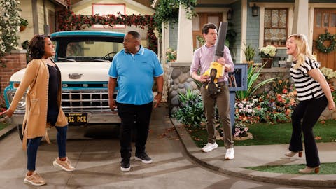 The Neighborhood - Episode 7