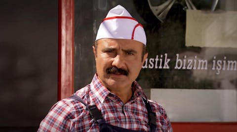 Leyla and Mecnun - Episode 7