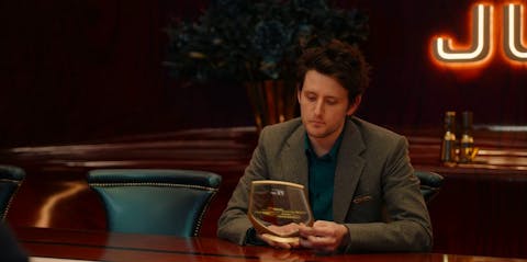 Avenue 5 - Episode 4
