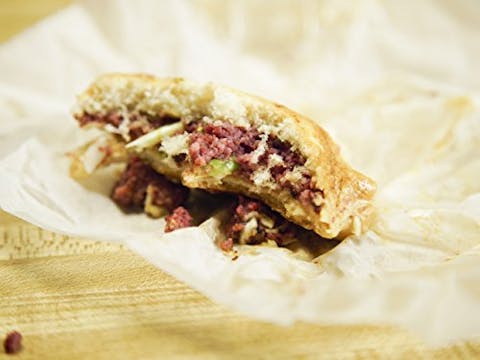 Bizarre Foods: Delicious Destinations - Episode 1