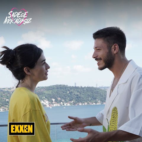 Sadece Arkadasiz - Episode 13