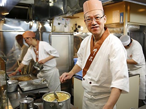Bizarre Foods: Delicious Destinations - Episode 9