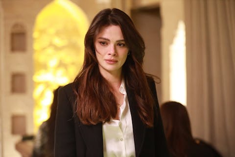 Uzak Şehir - Episode 4