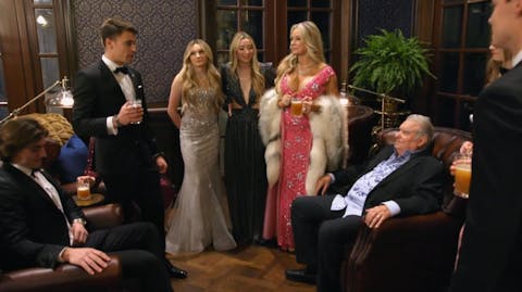 Queen of Versailles Reigns Again - Episode 6
