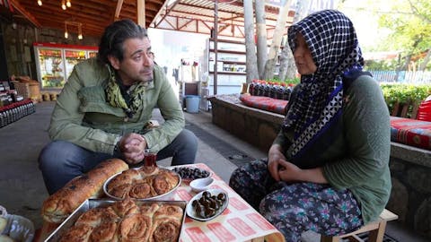 Hazer Amani ile Keşfe Değer - Episode 8