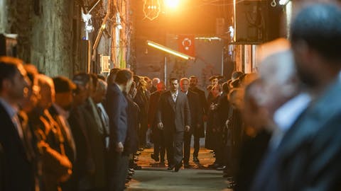 Esref Rüya - Episode 16