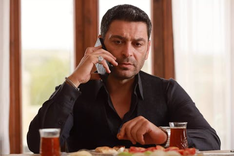 Uzak Şehir - Episode 3