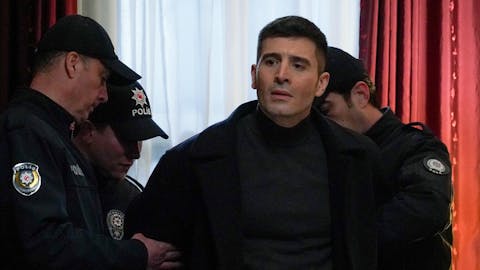 Dengeler: Biri Olmak - Episode 8