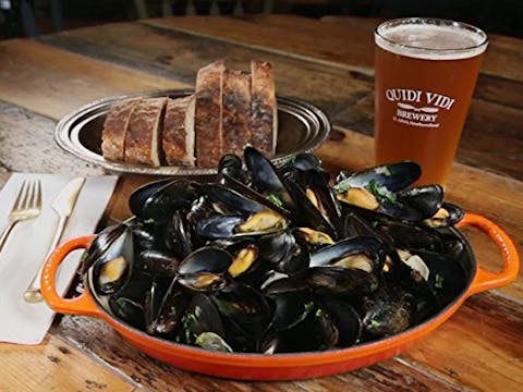 Bizarre Foods: Delicious Destinations - Episode 13