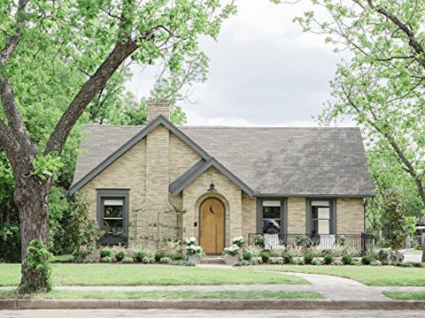 Fixer Upper - Episode 1