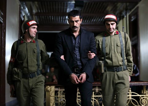 Karadayi - Episode 30