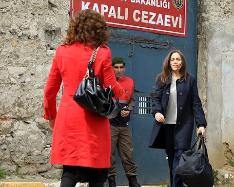 Kuzey Güney - Episode 28