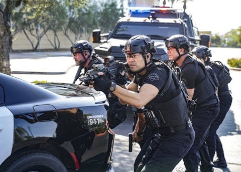 S.W.A.T. - Episode 2
