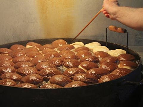 Bizarre Foods: Delicious Destinations - Episode 6