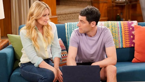 The Neighborhood - Episode 20