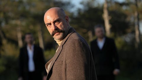Esref Rüya - Episode 28