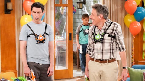 The Neighborhood - Episode 18