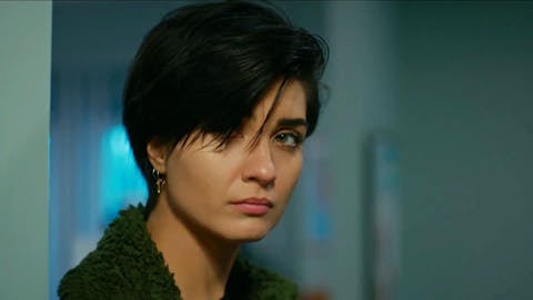 Brave and Beautiful - Episode 9